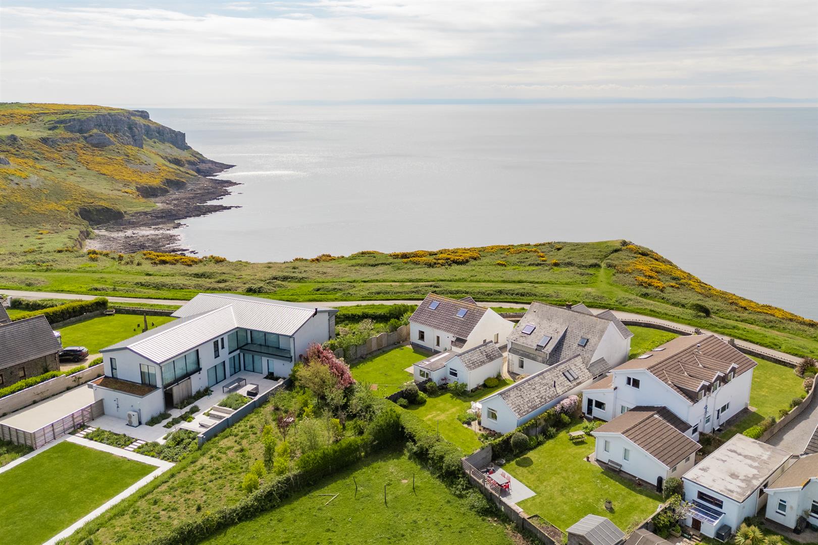 East Cliff, Pennard, Swansea, SA3 2AS